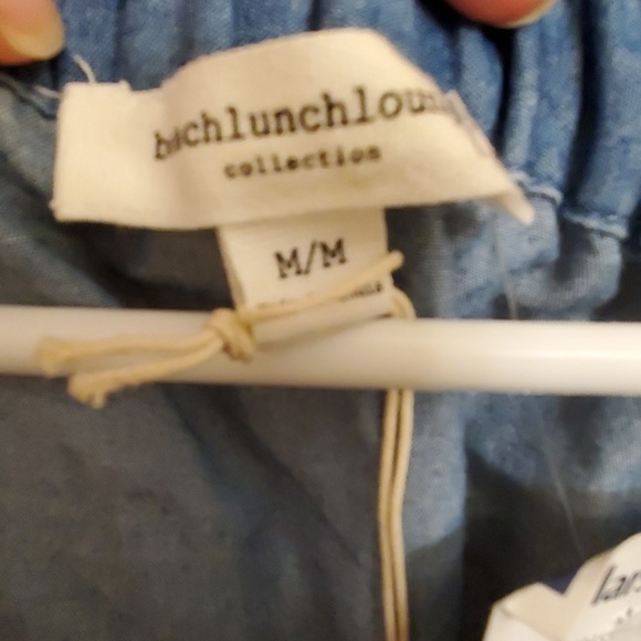 Shirt - Picture 3 of 4